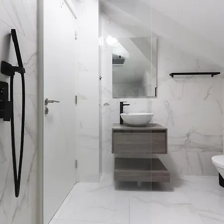 Rato Prime Terrace By Homing Apartment *